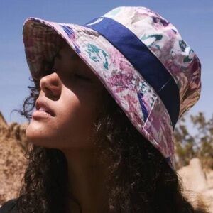 Free People Digital Blooms Bucket Hat nwot